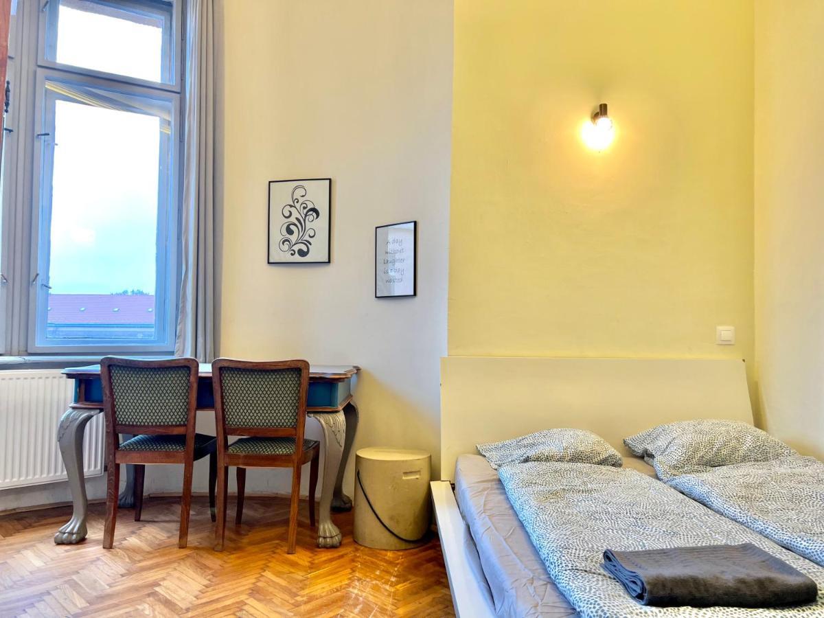 F14 Guest House By Small Home Budapest Budapeste Exterior foto