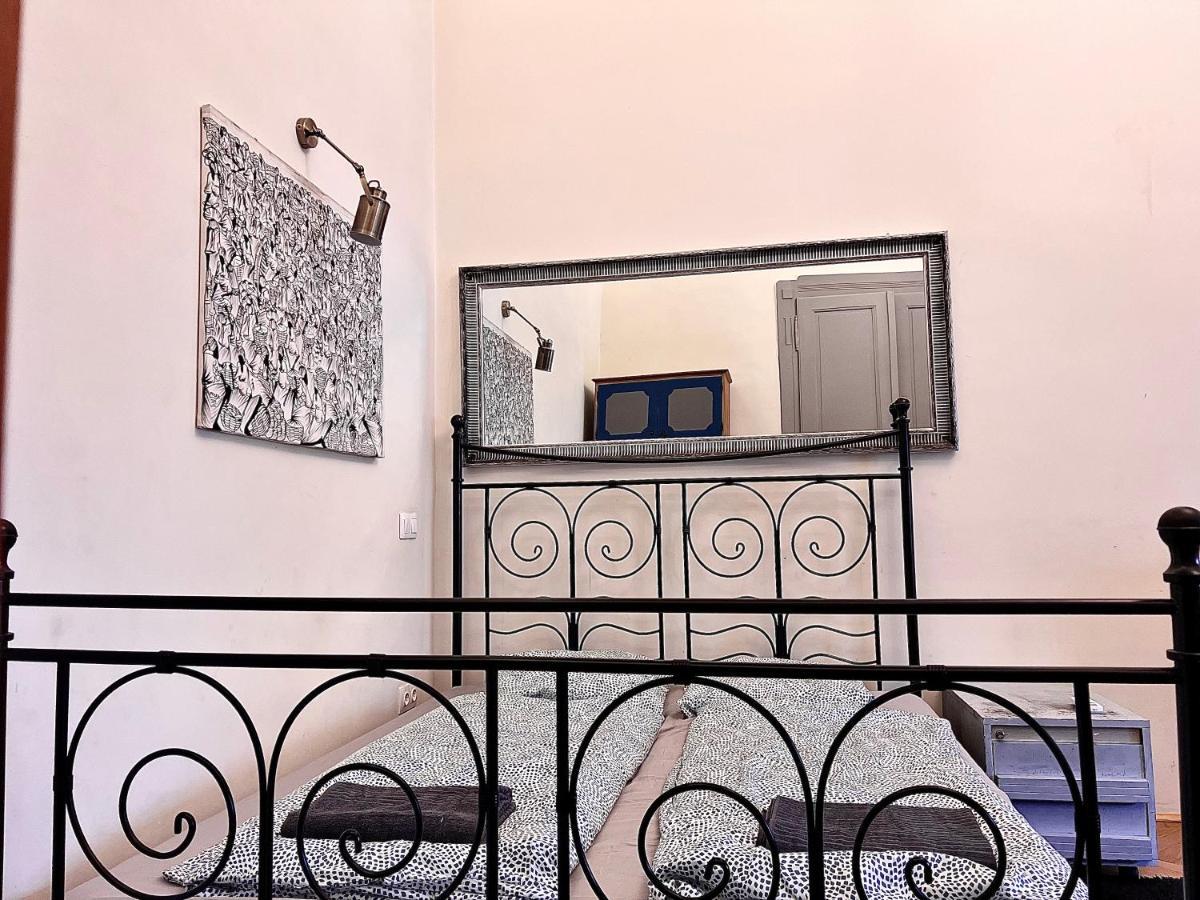 F14 Guest House By Small Home Budapest Budapeste Exterior foto